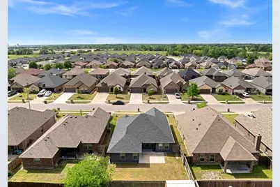 118 Cherokee Street, Greenville, TX 75402 - Photo 18