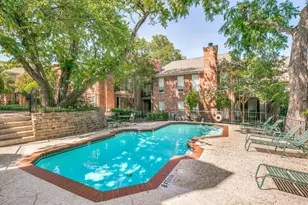 7510 Holly Hill Dr, Dallas, TX 75231 - Photo 24