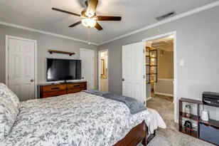 7510 Holly Hill Dr, Dallas, TX 75231 - Photo 16