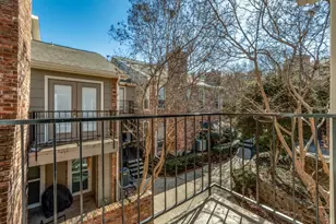 7510 Holly Hill Dr, Dallas, TX 75231 - Photo 18