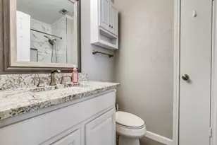 7510 Holly Hill Dr, Dallas, TX 75231 - Photo 18