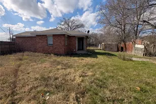 2600 W Bewick St, Fort Worth, TX 76109 - Photo 10