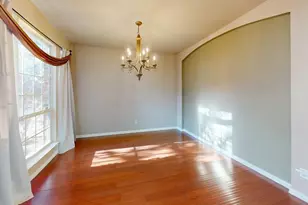 1402 Peaceway Dr, Garland, TX 75043 - Photo 10