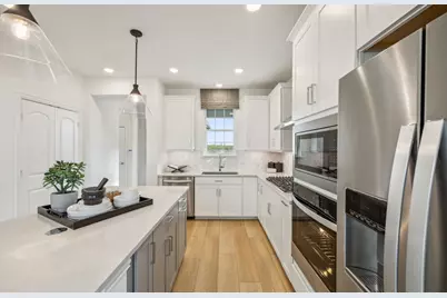 405 Snowbird Way, McKinney, TX 75071 - Photo 4