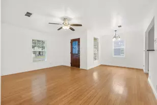 1611 Savoy St, Dallas, TX 75224 - Photo 8