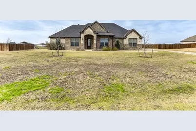 201 Evening Fire Drive, Waxahachie, TX 75167 - Photo 2