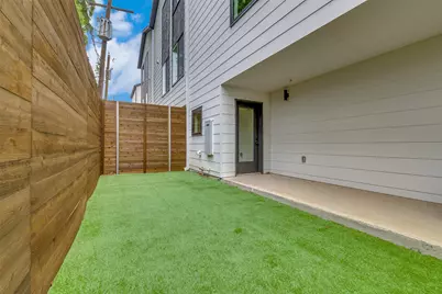 5609 Live Oak Street #404, Dallas, TX 75206 - Photo 12