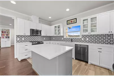 605 E Godley Avenue, Godley, TX 76044 - Photo 28