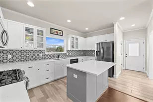 605 E Godley Ave, Godley, TX 76044 - Photo 34