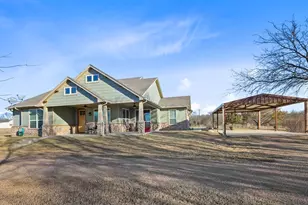 605 E Godley Ave, Godley, TX 76044 - Photo 2