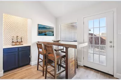 1719 Mayflower Drive, Carrollton, TX 75007 - Photo 8