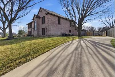 1936 Spinnaker Lane, Azle, TX 76020 - Photo 2