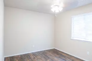 1565 Laurel Hall Ln, Little Elm, TX 75068 - Photo 18