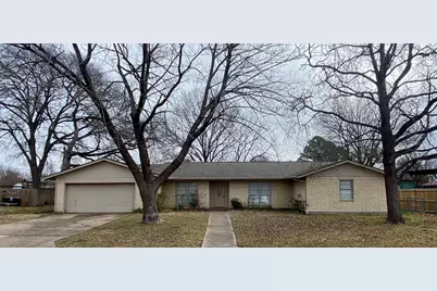 2004 Blue Bird Circle, Bonham, TX 75418 - Photo 1