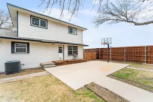 2530 Utica Dr, Dallas, TX 75227 - Photo 30