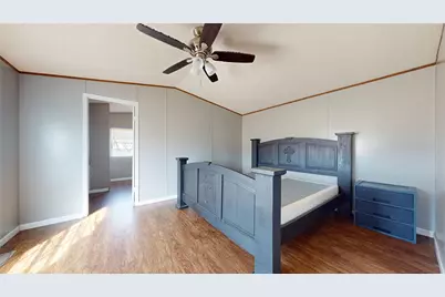 206 Creekview Meadows Court, Springtown, TX 76082 - Photo 8