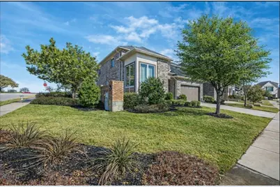 3737 Nassau Drive, Irving, TX 75063 - Photo 2