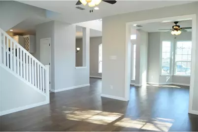 923 Felicia Lane, Arlington, TX 76017 - Photo 2