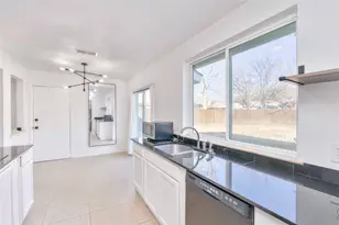 7909 Natalie Dr, Fort Worth, TX 76134 - Photo 8