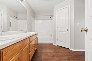 904 Roseanne Dr, Commerce, TX 75428 - Photo 16