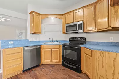 904 Roseanne Drive, Commerce, TX 75428 - Photo 8