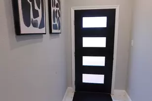 622 Crowley Rd, Arlington, TX 76012 - Photo 4