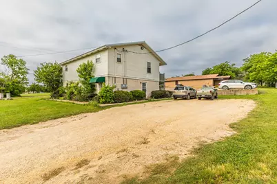 520 Liveoak Street, Meridian, TX 76634 - Photo 2