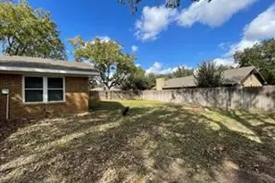 1207 Anetta St, Bowie, TX 76230 - Photo 24