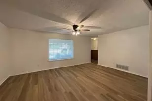 1207 Anetta St, Bowie, TX 76230 - Photo 8