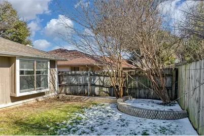 200 Caprock Drive, Arlington, TX 76018 - Photo 28