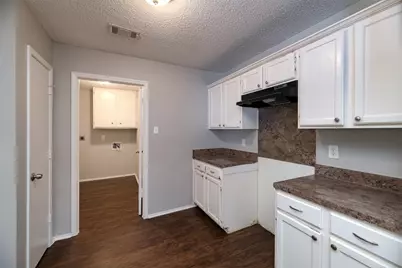 200 Caprock Drive, Arlington, TX 76018 - Photo 10