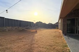 812 Blue Yucca Ln, Aubrey, TX 76227 - Photo 40