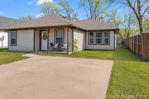 307 N Carter, Howe, TX 75459 - Photo 1