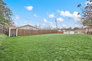 1720 Winchester Way, Bedford, TX 76022 - Photo 32