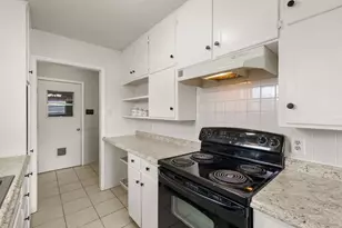 1720 Winchester Way, Bedford, TX 76022 - Photo 16