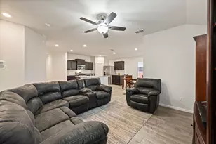 2105 Myrtle Beach Dr, Fort Worth, TX 76108 - Photo 10