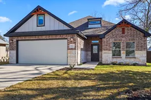 612 N U.S. Hwy 69, Celeste, TX 75423 - Photo 1