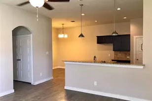 906 Skyview Dr, Midlothian, TX 76065 - Photo 2