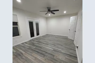 814 Chestnut Street, Bonham, TX 75418 - Photo 2