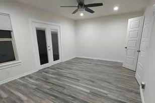 814 Chestnut St, Bonham, TX 75418 - Photo 2