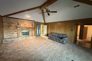 4805 S Country Club Rd, Garland, TX 75043 - Photo 4