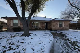 4805 S Country Club Rd, Garland, TX 75043 - Photo 1