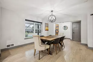 13326 Rolling Hills Ln, Dallas, TX 75240 - Photo 4