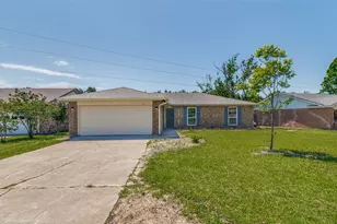 1502 Staple Dr, Mesquite, TX 75149 - Photo 2