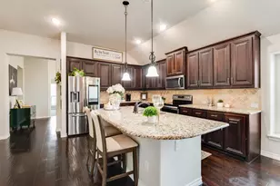 316 Primrose Ct, Glenn Heights, TX 75154 - Photo 6