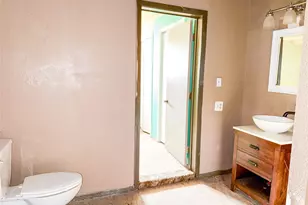 2007 Avenue E, Cisco, TX 76437 - Photo 18
