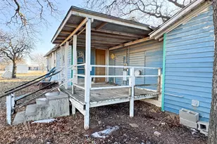 2007 Avenue E, Cisco, TX 76437 - Photo 22