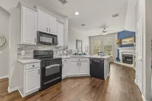 932 Cascade Dr, Fairview, TX 75069 - Photo 8