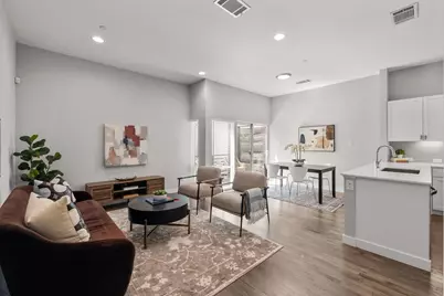 2290 N Fitzhugh Avenue #40, Dallas, TX 75204 - Photo 2