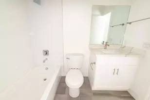 1931 N Prairie Ave, Dallas, TX 75204 - Photo 16